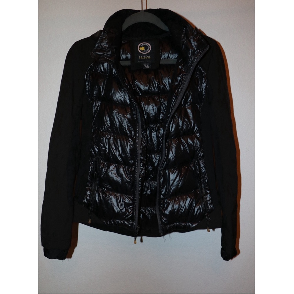 Halifax Traders Women’s Lightweight Puffer Coat